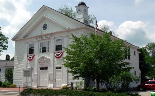 The Sandwich Town Hall in Center Sandwich - Click for a larger image!